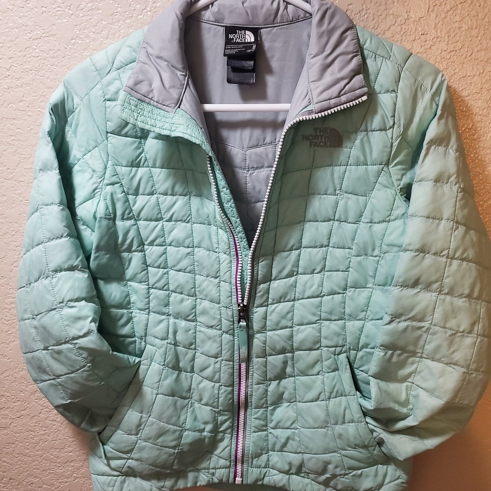Girls north face jacket